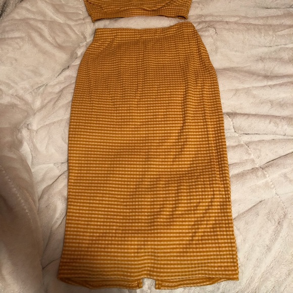 Urban Outfitters two piece checkered set - Picture 2 of 2